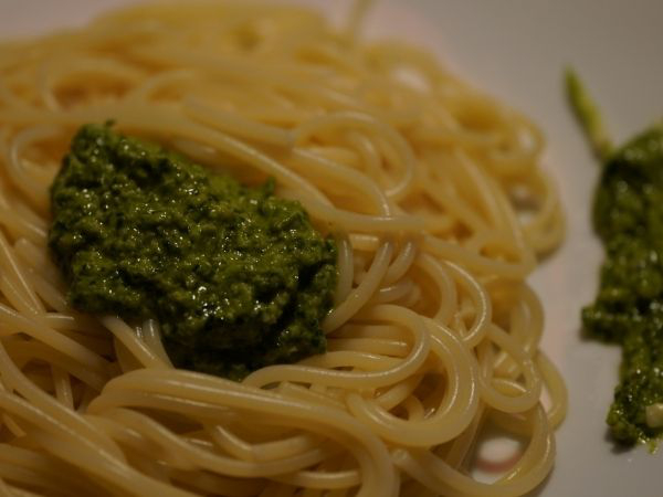 Wunderlauch-Pesto